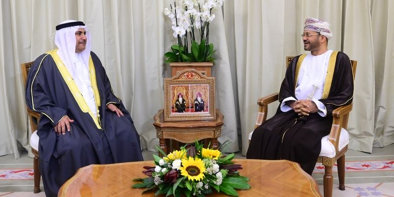 وزير الخارجية يستقبل رئيس البرلمان العربي
