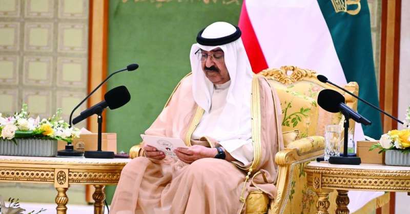 الأمير: متابعة عمل الحكومة ومحاسبة من يقصّر