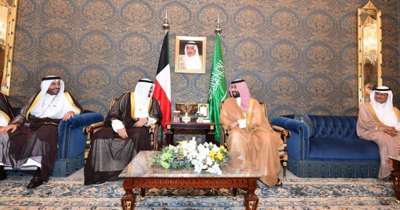 ممثل سمو الأمير سمو رئيس مجلس الوزراء يلتقي ولي العهد السعودي