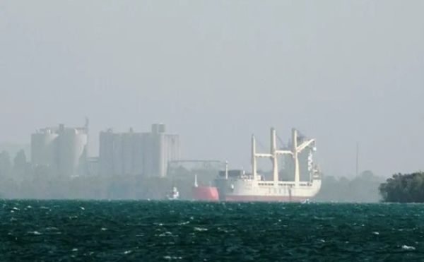 إسبانيا ترفض رسو سفينة تحمل أسلحة متجهة لإسرائيل قادمة من الهند