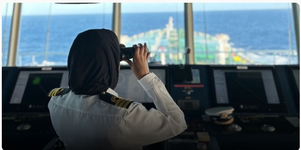 سلطنة عمان تحتفل باليوم العالمي للمرأة في القطاع البحري