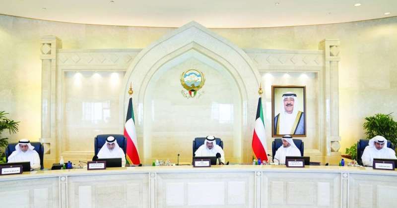 العبدالله للوزراء: افتحوا الأبواب للمواطنين