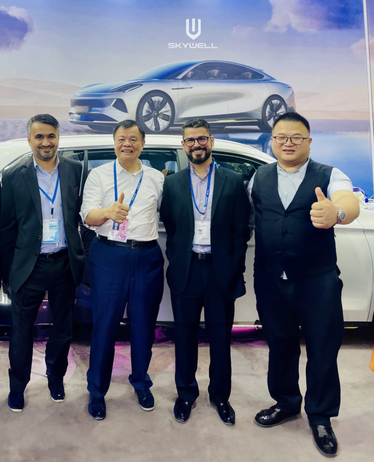 زيرو جرافيتي الإماراتية تعتزم تصنيع حافلات ومركبات ومحركات خضراء بصفر انبعاثات كربونية