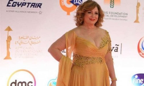 إلهام شاهين فى القبر والدود يملأ جسمها .. اتفرج