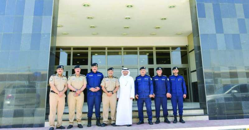 مُحافظ مبارك الكبير تفقّد جهات أمنية: تلبية احتياجات المُواطنين