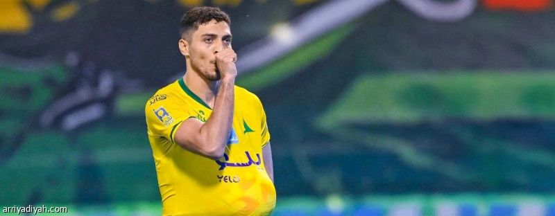 مهاجم الخليج ينتظم في معسكر «الفراعنة»