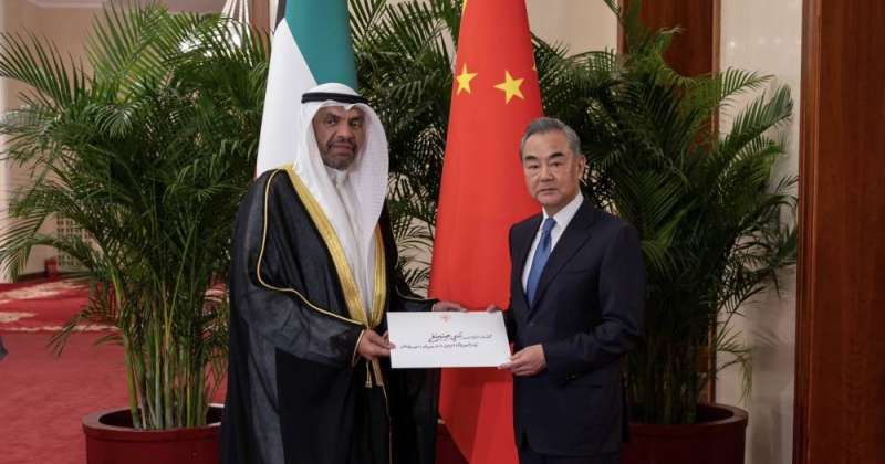 سمو الأمير يبعث رسالة خطية إلى الرئيس الصيني