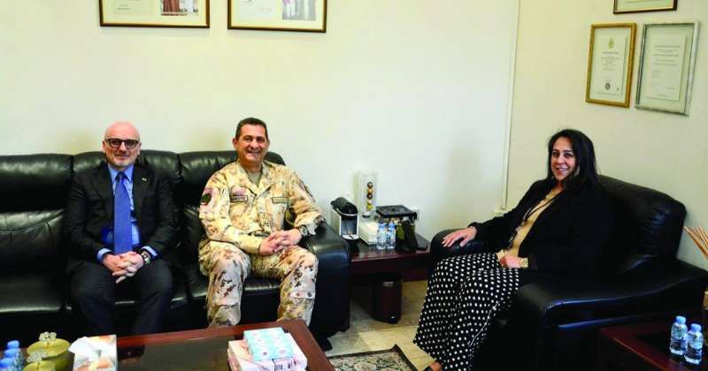 شمايل الصباح مستقبلة القائد الإيطالي بحضور السفير