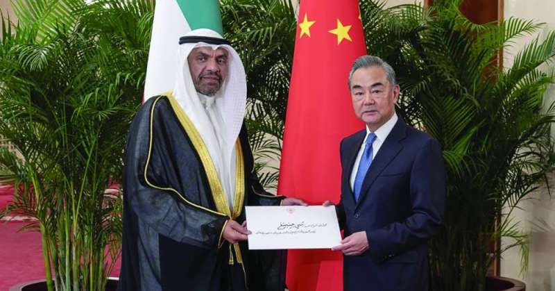 رسالة من الأمير للرئيس الصيني تتعلق بسبل تعزيز وتطوير الشراكة الإستراتيجية