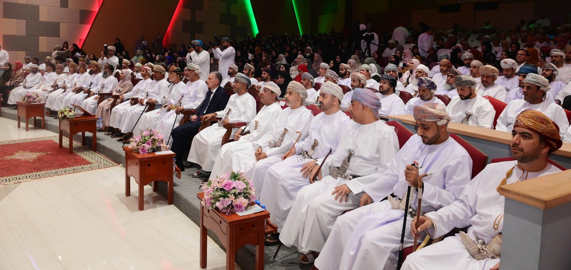 تعليمية مسقط تحتفل بتكريم 330 تربويًّا مُجيدًا