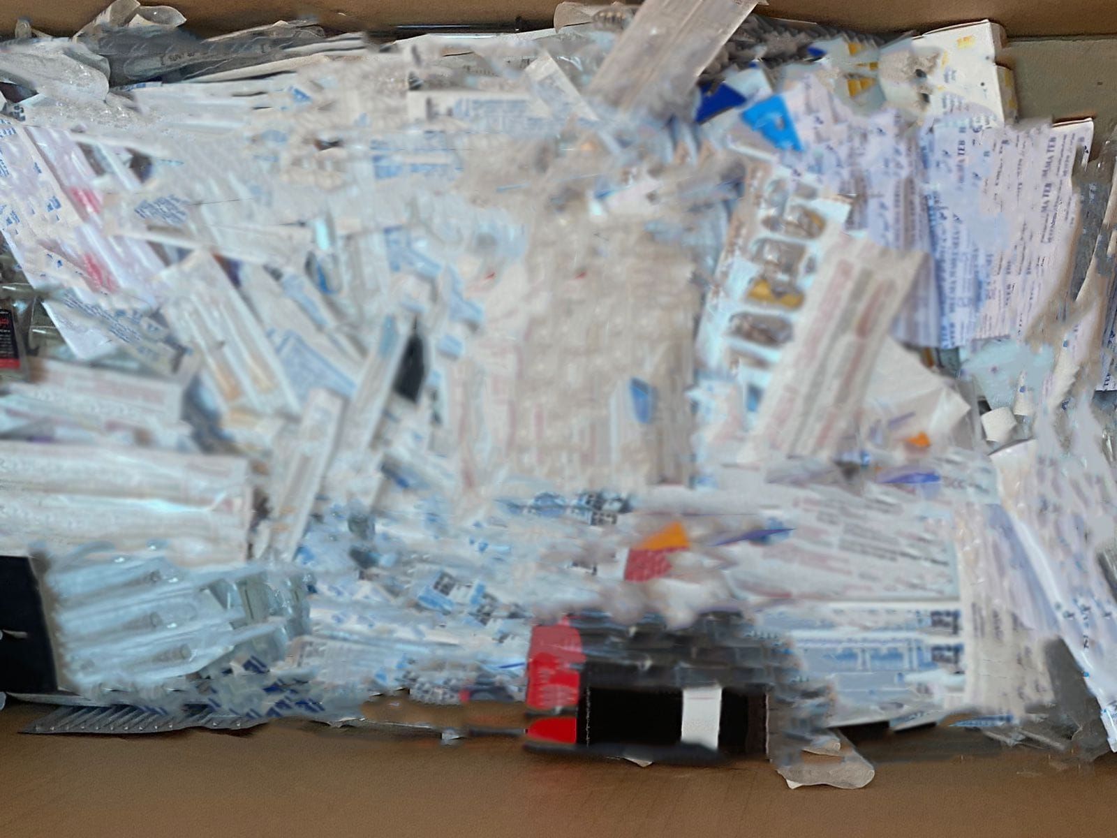 احذر اذا كنت من مستخدمي الفيلر والبوتكس .. ضبط 4000 منتج خارج الاشتراطات الطبية