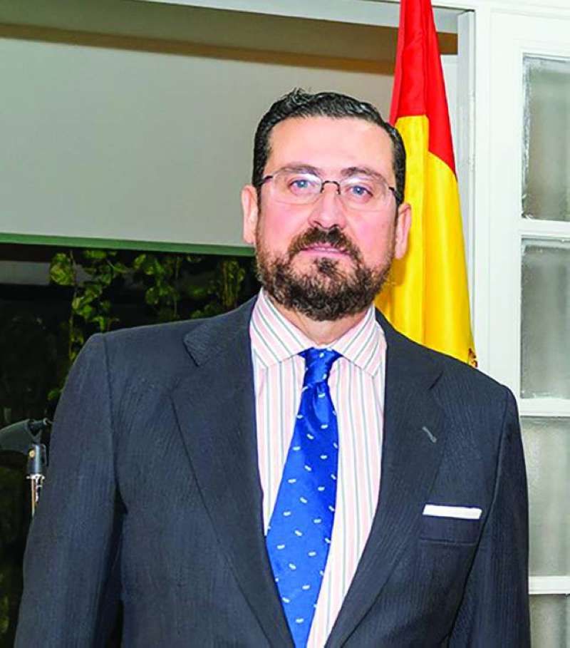 سفراء وديبلوماسيون: عهد جديد وحقبة استقرار وازدهار