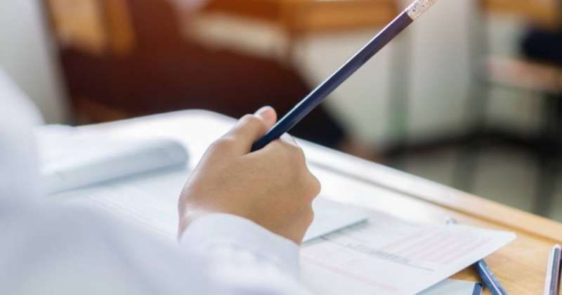 تأجيل اختبار التربية الإسلامية لطلبة الثاني عشر بعد أنباء عن تسرب الاختبار