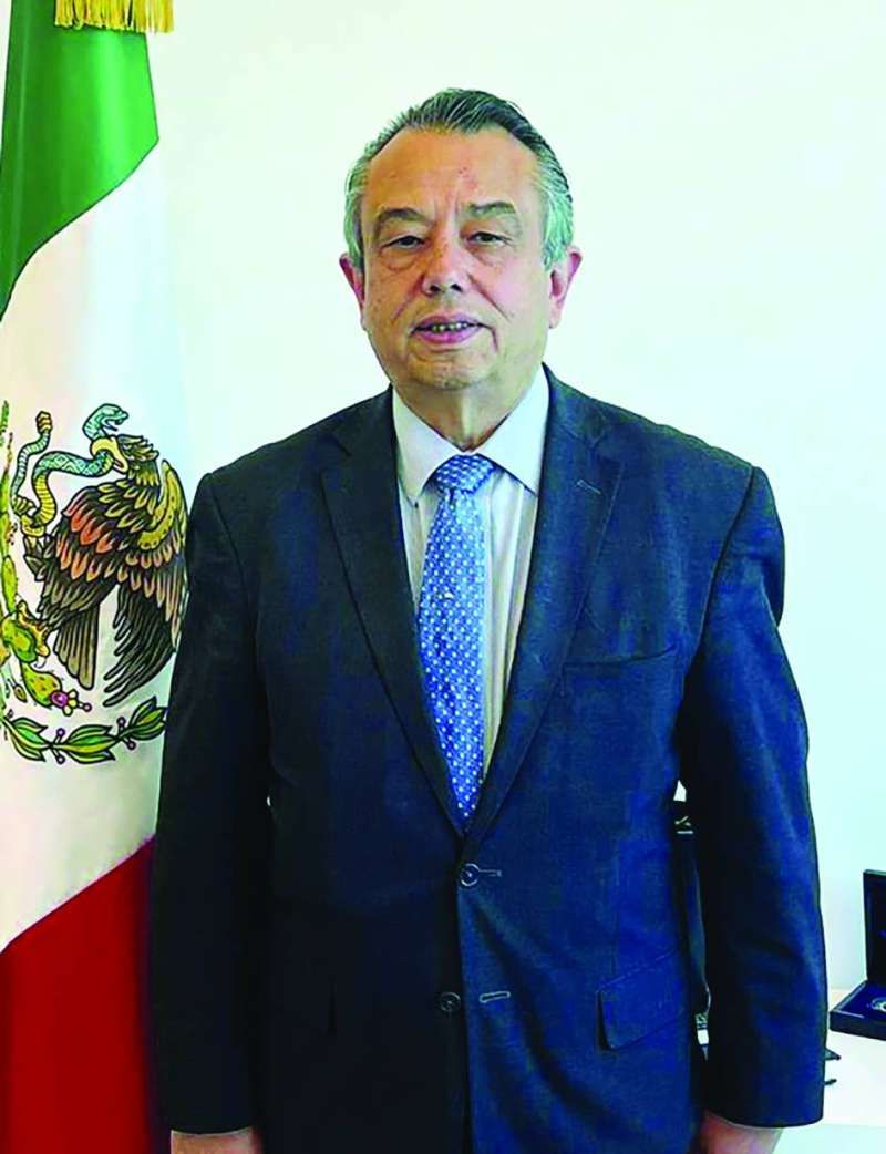 سفراء وديبلوماسيون: عهد جديد وحقبة استقرار وازدهار