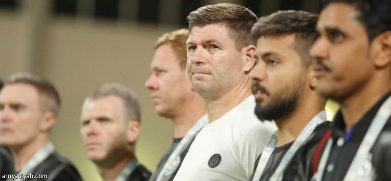 جيرارد يطالب الاتفاق بالإنجليز