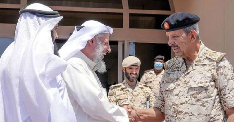 القائد العام لقوة دفاع البحرين يستقبل مجلس ادارة جمعية إنسان الخيرية