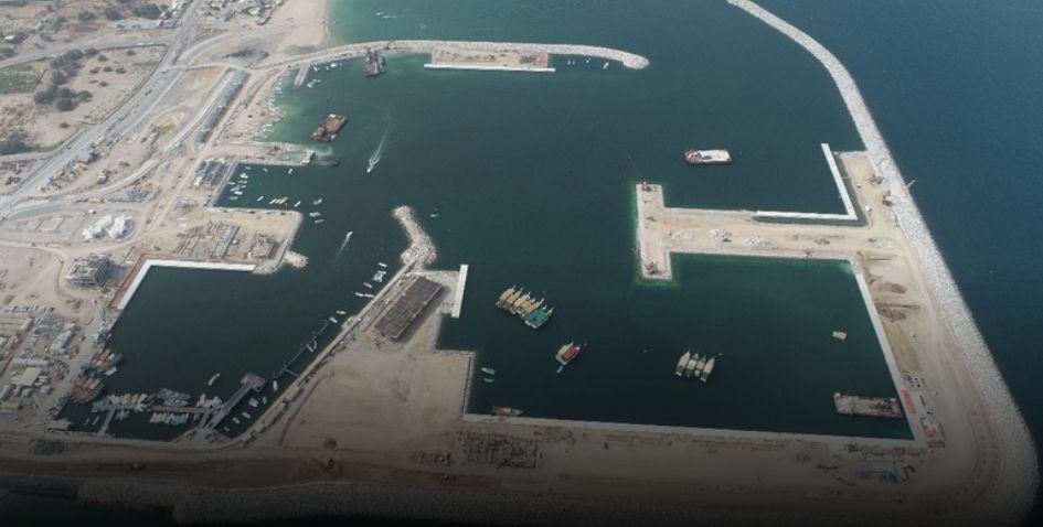 افتتاح مشروع تطوير ميناء دبا ببداية 2025