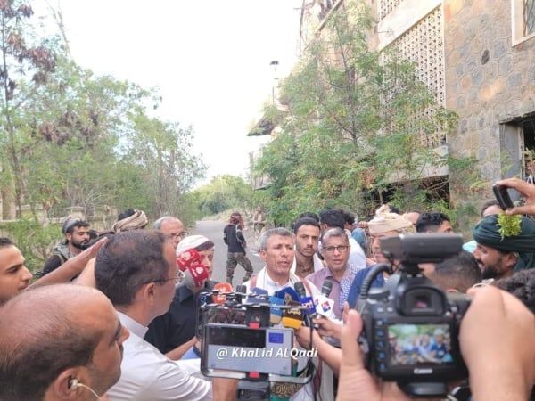 أعلن جاهزية اللجنة للتنفيذ.. شيبان: نأمل التزام الحوثيين بالمصداقية وإزالة الحواجز والألغام من طرق تعز