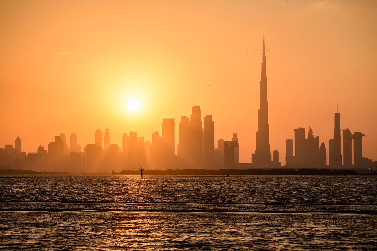 الإمارات.. طقس صحو بوجه عام إلى غائم جزئياً أحياناً خلال الأيام المقبلة