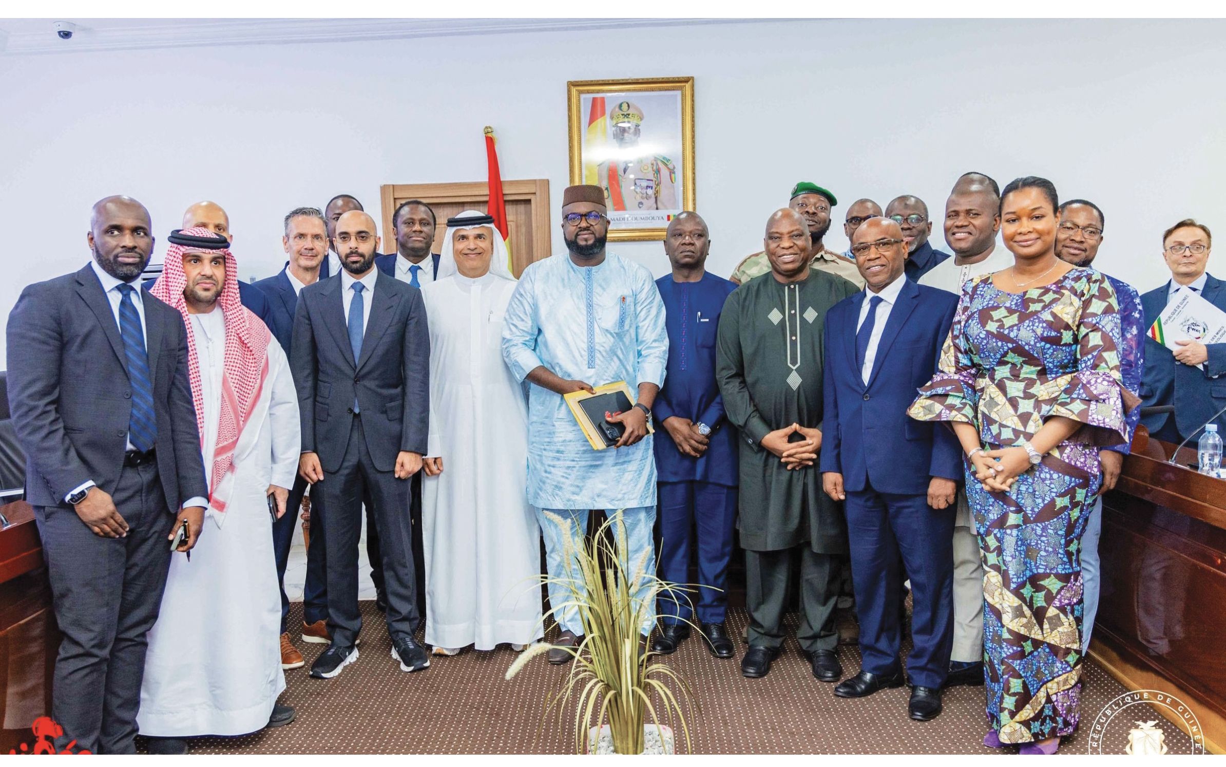 شركة تابعة لـ«الإمارات للألمنيوم» توقع اتفاقاً لتكرير الألومينا مع غينيا