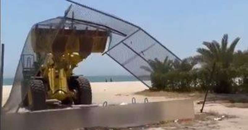 البلدية: فتح الممرات المؤدية للبحر بإزالة تعديات على أملاك الدولة في «أبو الحصانية»