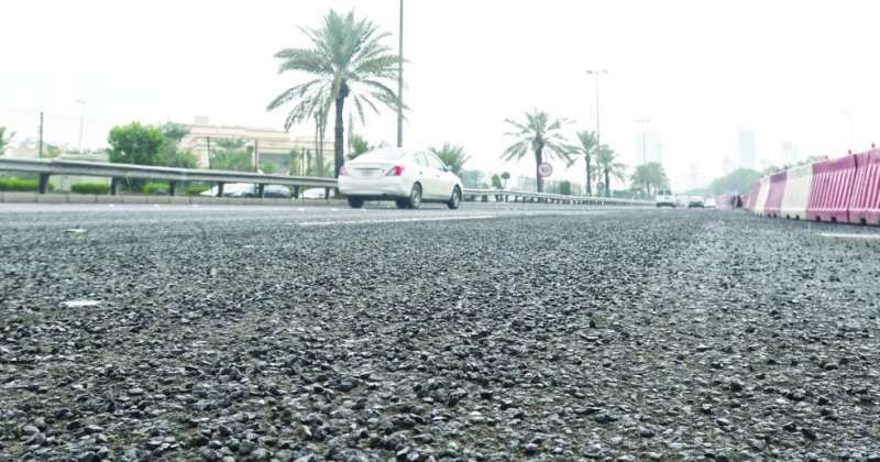 «المناقصات» يفتح الباب أمام الشركات لصيانة الطرق