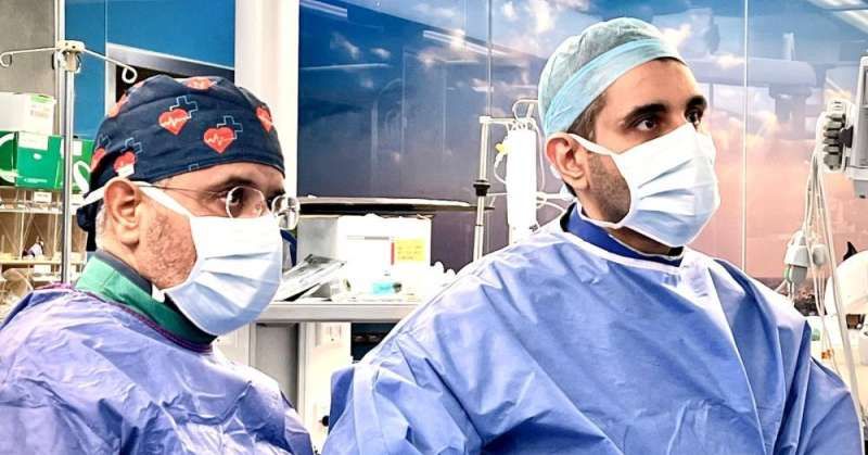 «المستشفى الصدري».. أول مركز للتدريب على «تركيب الصمام الأورطي بالقسطرة»