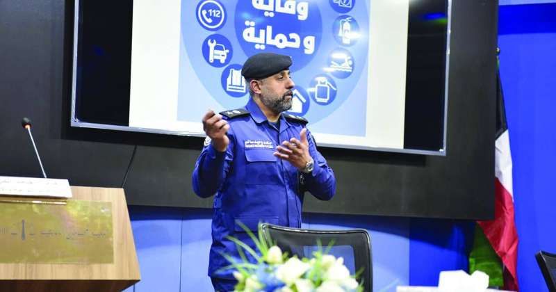 جانب من إحدى الندوات