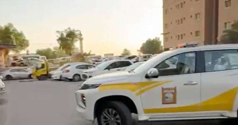 16 فريقاً من البلدية يمسحون عقارات الفروانية.. وتحرير 212 مخالفة