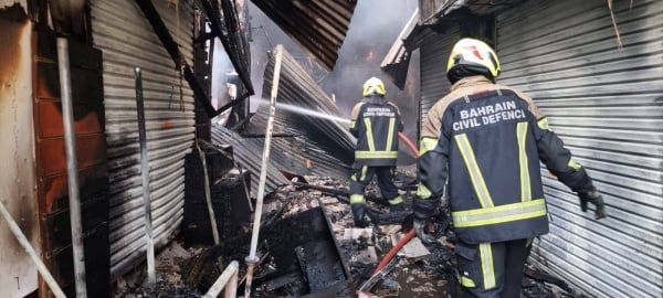 حريق «المنامة» يقضي على 80 محلّاً مخلّفاً دماراً كبيراً