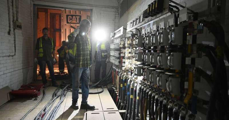 أهالي السالمية «ق 12»: ما زلنا في الحر والظلام!