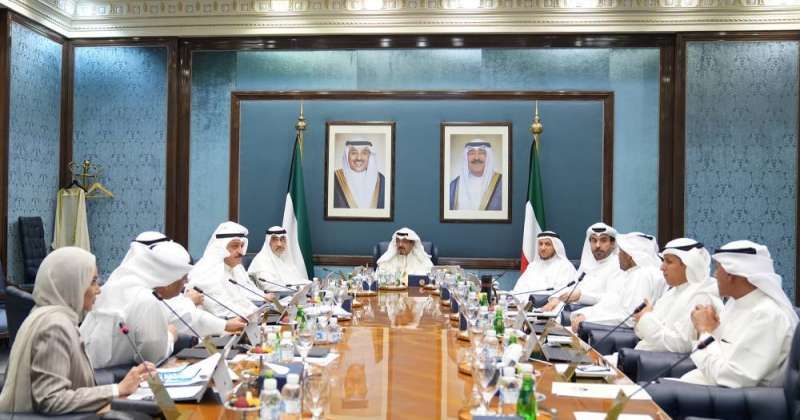 الموافقة على عقود ومناقصات لرفع كفاءة محطات الكهرباء