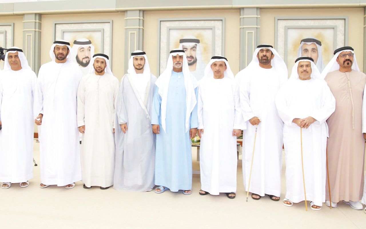 نهيان بن مبارك يحضر أفراح الكويتي والنيادي