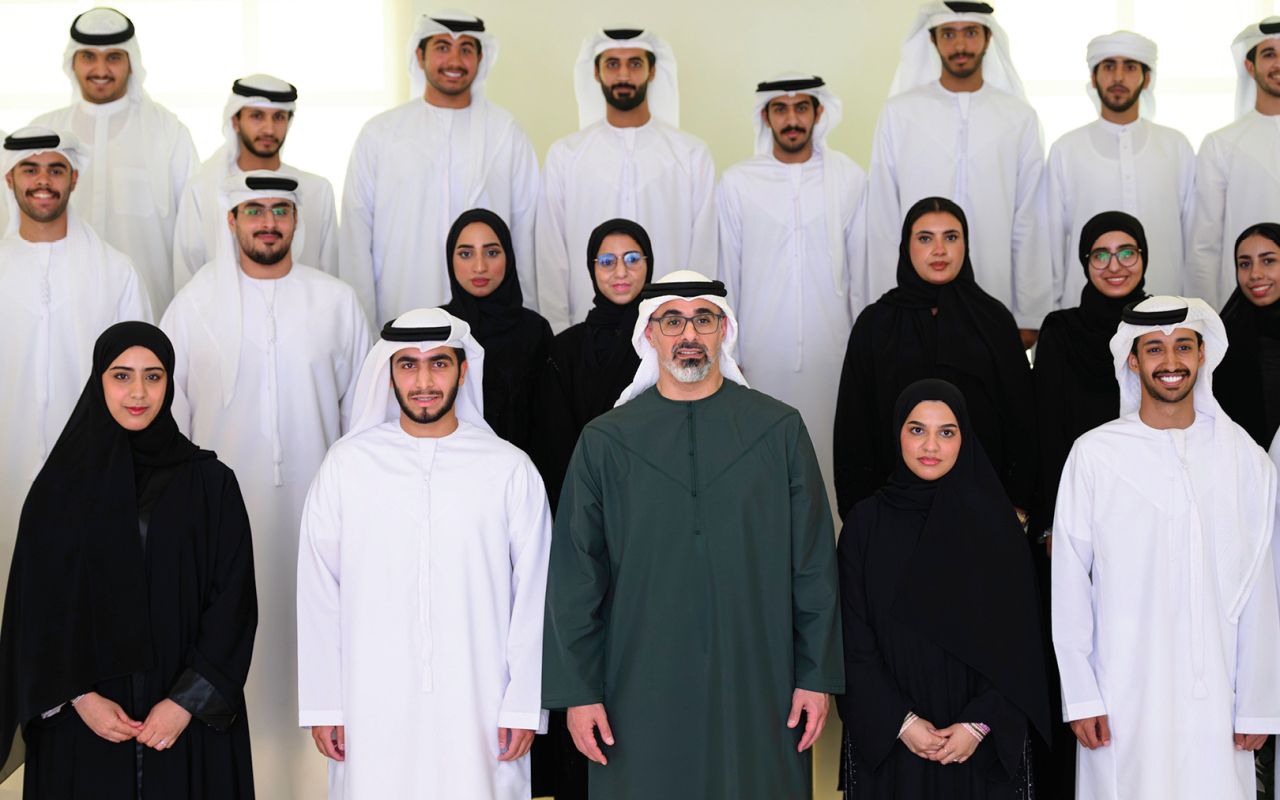 خالد بن محمد: القيادة تولي اهتماماً كبيراً بالشباب الإماراتيين
