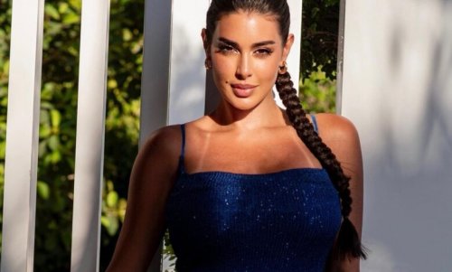 على طريقة جورجينا.. ياسمين صبري تثير جمهورها بصدر بارز وملابس فاضحة