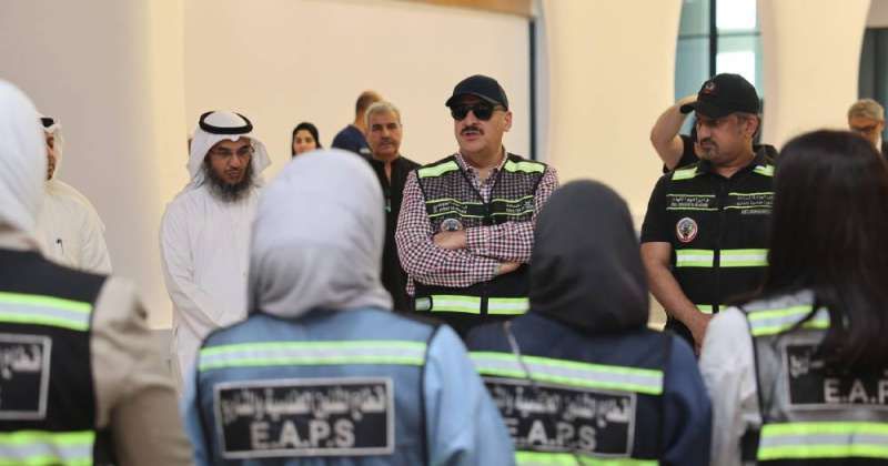 وزير الصحة يتفقد مستشفى الولادة الجديد