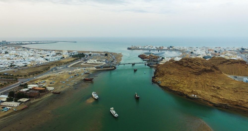 إذا كنت أحد المختصين في مجال العمارة والتصميم .. شارك في مسابقة النصب التذكاري لصور عاصمة السياحة العربية