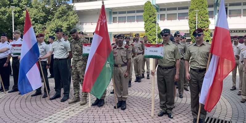 الفريق الوطني للقفز الحر يشارك في بطولة العالم العسكرية ” السيزم ” 2024