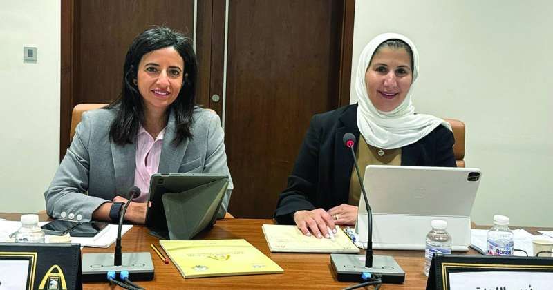 علياء الفارسي وشريفة الشلفان