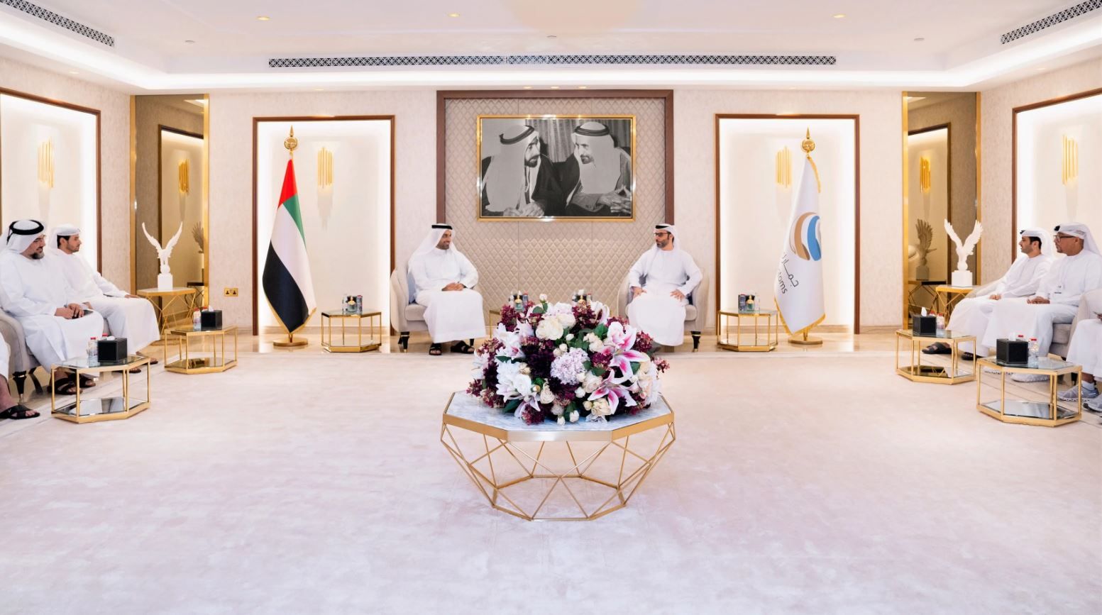 جمارك وغرف دبي يبحثان التعاون المشترك ودعم مستهدفات أجندة دبي الاقتصادية