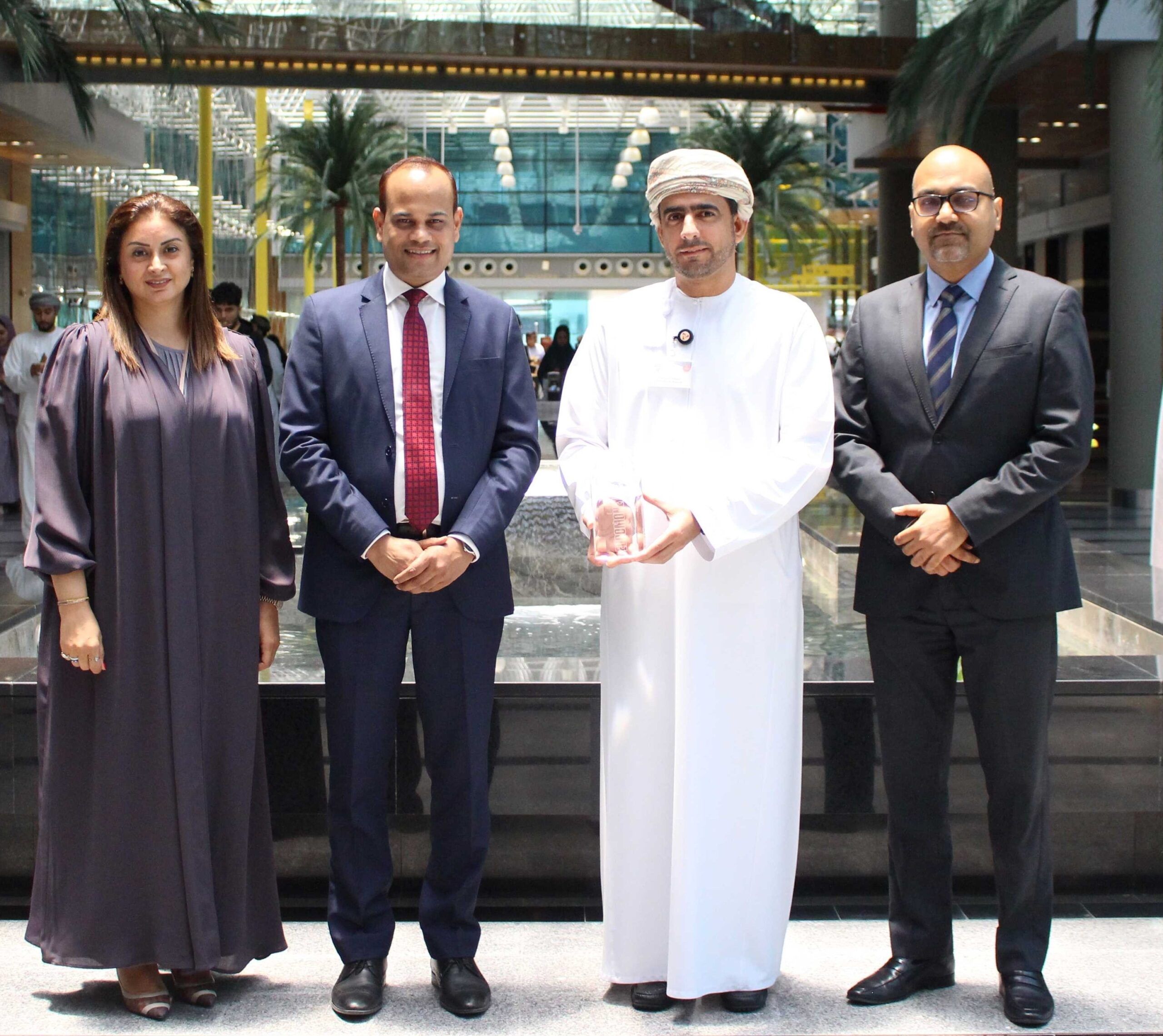 بنك مسقط يفوز بجائزة أفضل بنك استثماري في سلطنة عُمان من مؤسسة Euromoney