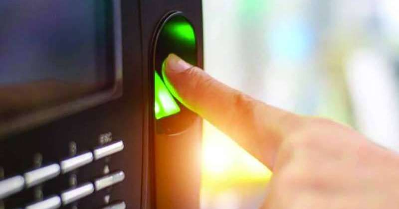 أول تطبيق لنظام البصمة على أطباء الأسنان