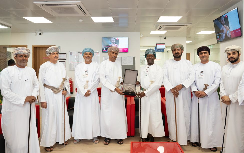 بنك مسقط يحتفل بافتتاح فرع جديد في منطقة صحلنوت بولاية صلالة