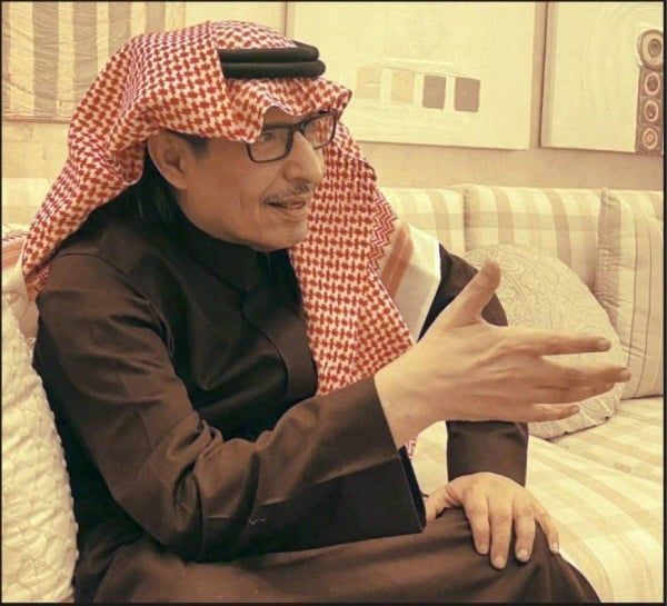 رحيل الكاتب السعودي محمد بن عبداللطيف آل الشيخ.. فمن هو؟