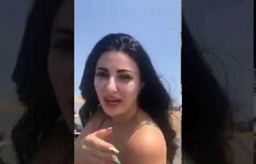 شاهد.. الراقصة صافيناز في وصلة رقص على السرير بلبوصة ومتابع: كسحت سما المصري و فيفي عبده