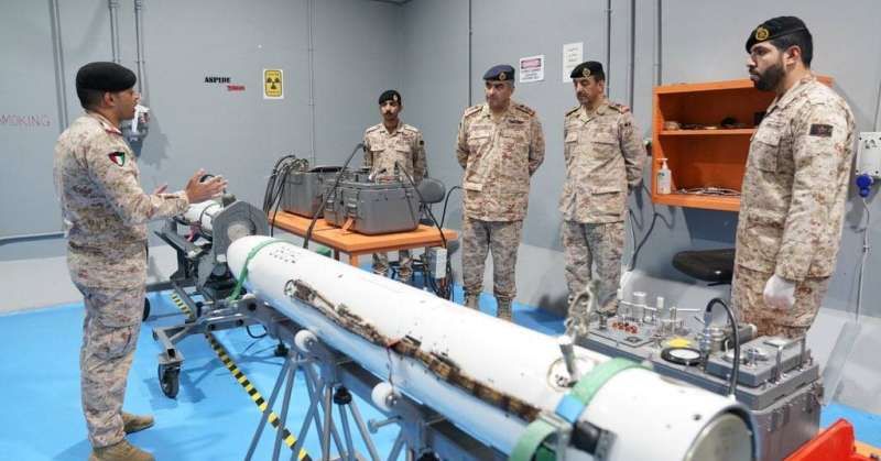 رئيس الأركان يتفقد سلاح الدفاع الجوي: تعزيز القدرات بالتدريب المستمر والتطوير الذاتي