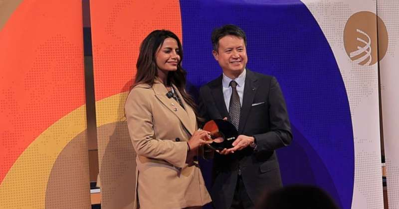 المخترعة الكويتية سارة بورجيب تفوز بإحدى جوائز «ويبو» العالمية