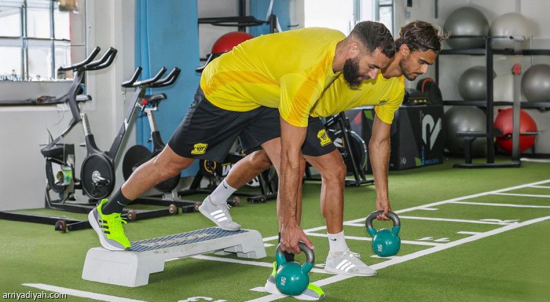 الاتحاد يحارب الإصابات بفريق معالجين