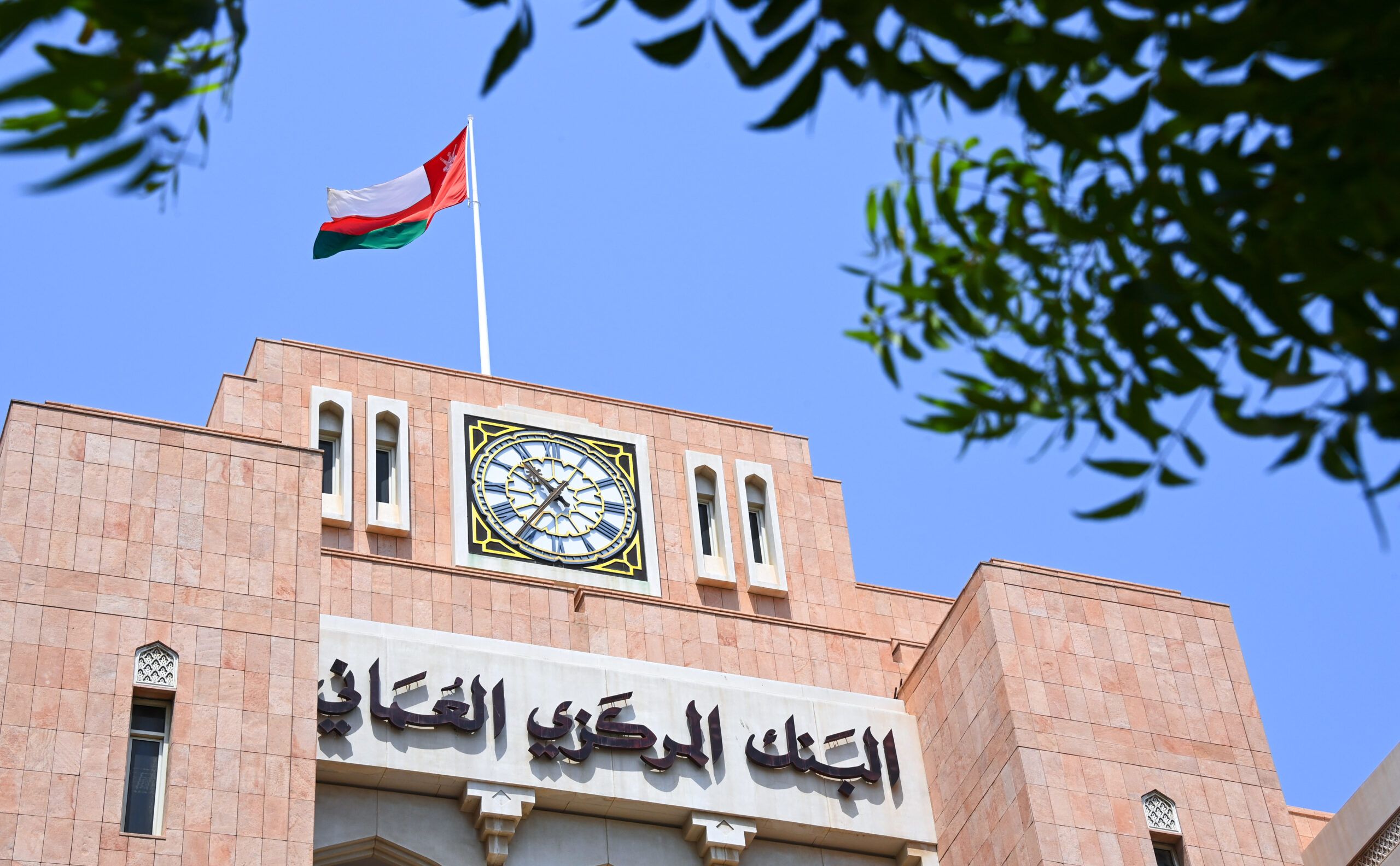 أكثر من 31 مليون ريال عُماني أذون حكومية لهذا الأسبوع