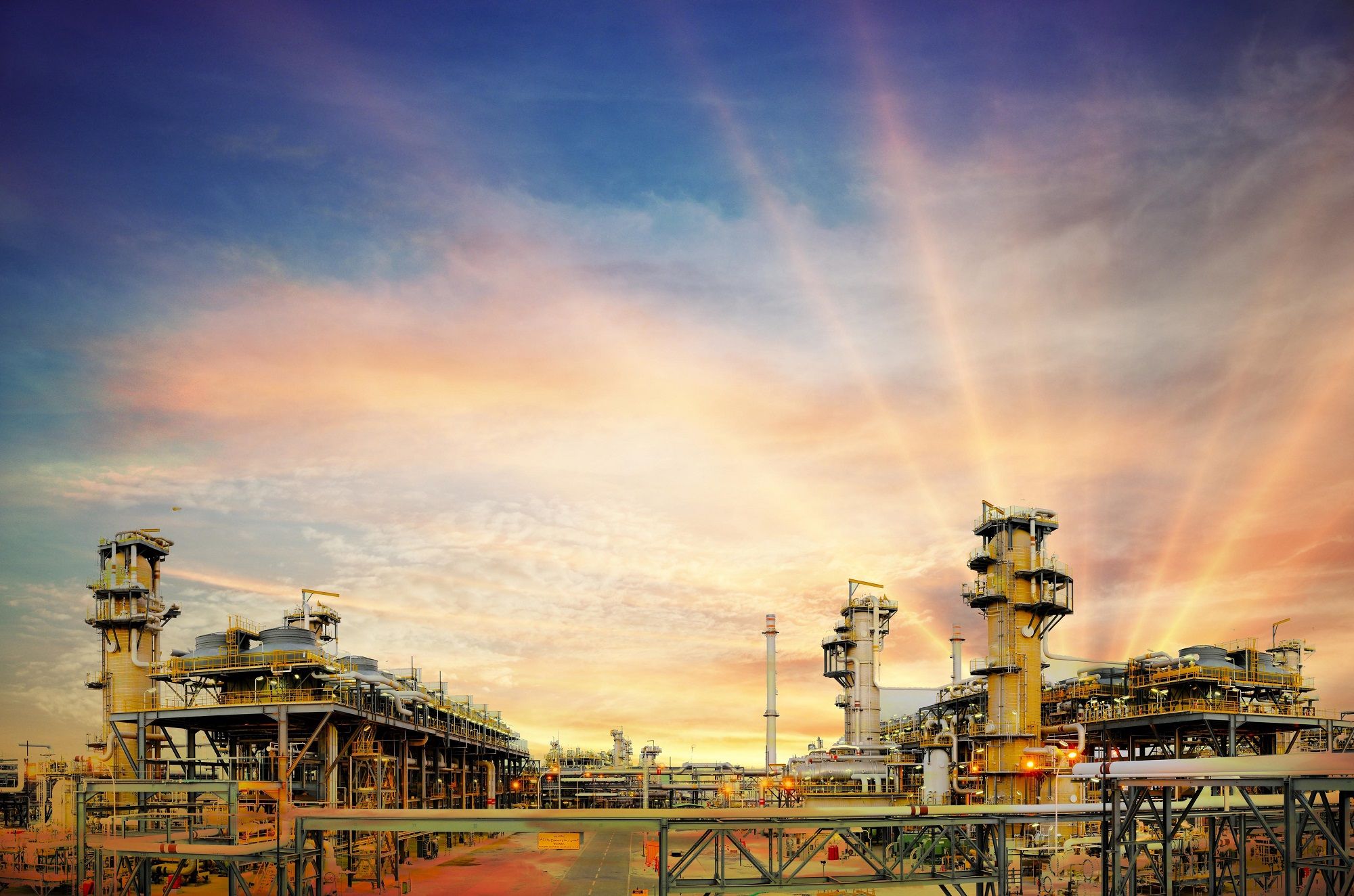 "أدنوك للغاز" ترسي عقودا بقيمة 2 مليار درهم لتوسعة البنية التحتية للغاز في الإمارات